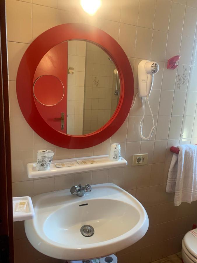 Hotel Santa Maria - Bardolino Town Center المظهر الخارجي الصورة
