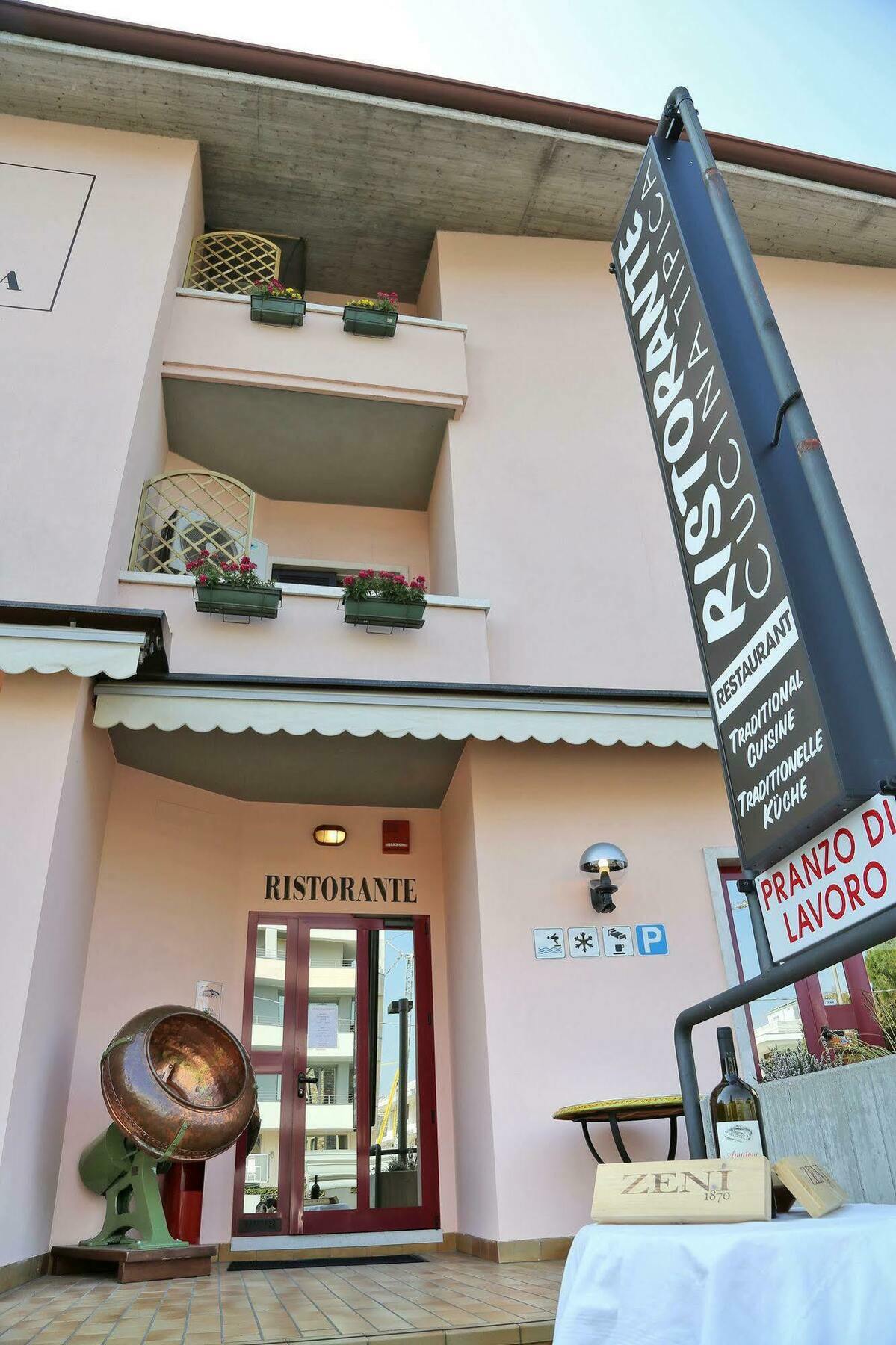Hotel Santa Maria - Bardolino Town Center المظهر الخارجي الصورة