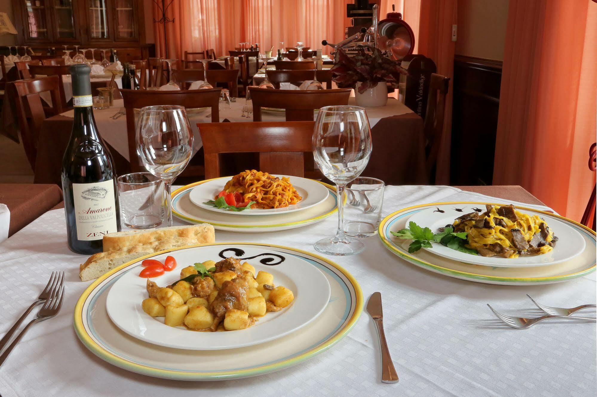 Hotel Santa Maria - Bardolino Town Center المظهر الخارجي الصورة