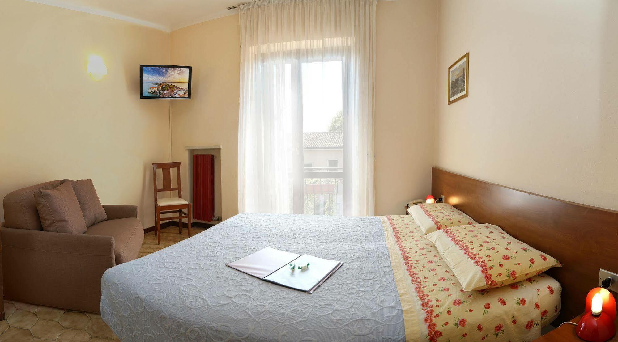 Hotel Santa Maria - Bardolino Town Center المظهر الخارجي الصورة